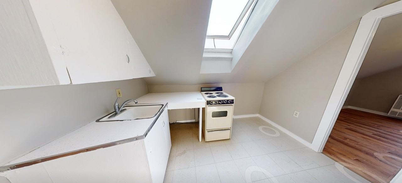 103 High St #6 - Photo 3 of 6