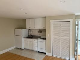featured image of 407 Lafayette Rd #5