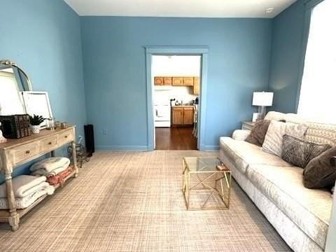 720 Upperline St - Photo 4 of 10