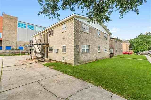 1532 Aviators St #B - Photo 2 of 11