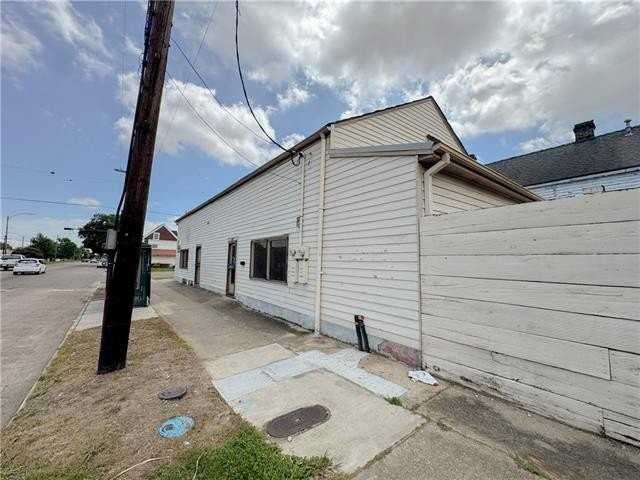 1048 N Broad St - Photo 7 of 7