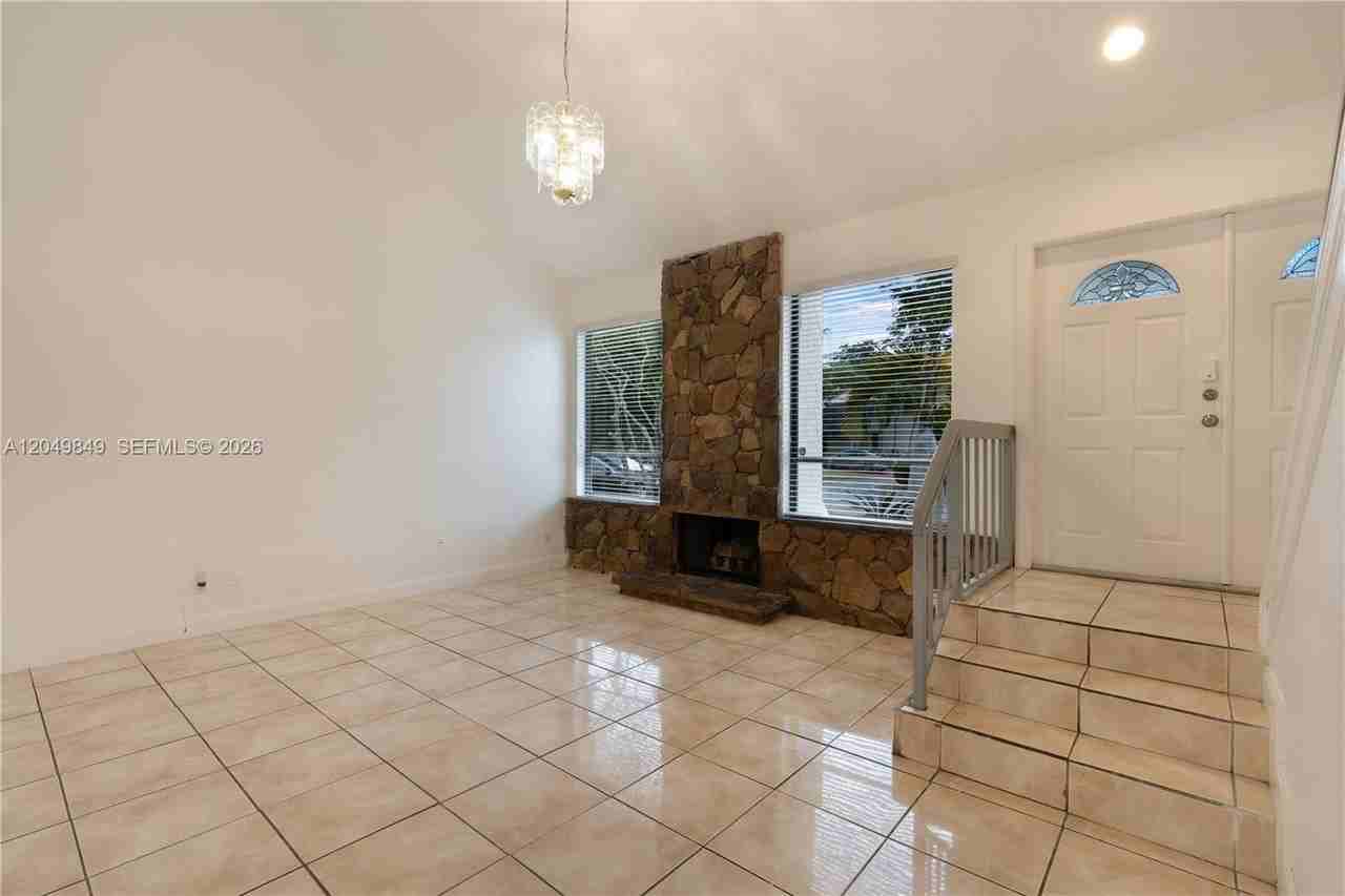 9587 Sw 148th Avenue Cir S - Photo 2 of 8