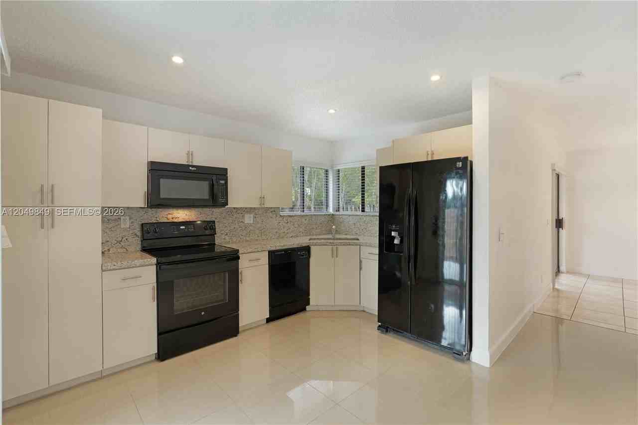 9587 Sw 148th Avenue Cir S - Photo 7 of 8