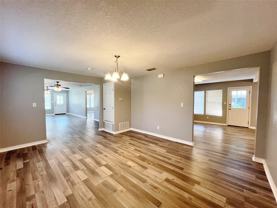 450 Everett St - Photo 1 of 1