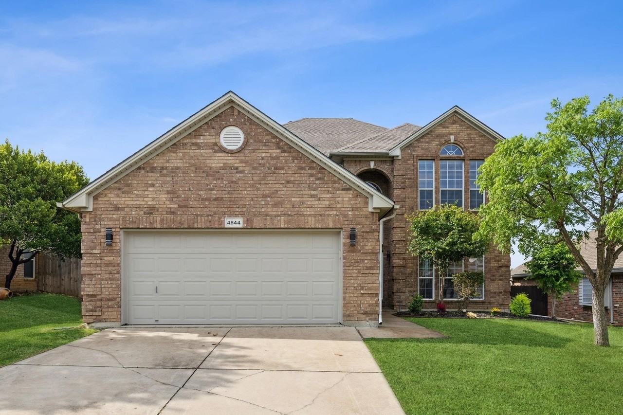 4844 Jodi Dr - Photo 2 of 30