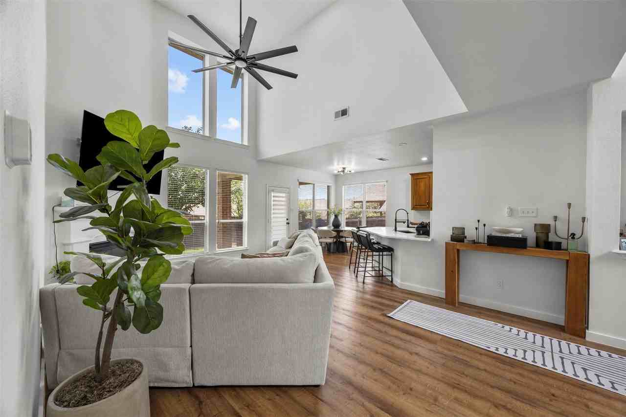 4844 Jodi Dr - Photo 6 of 30