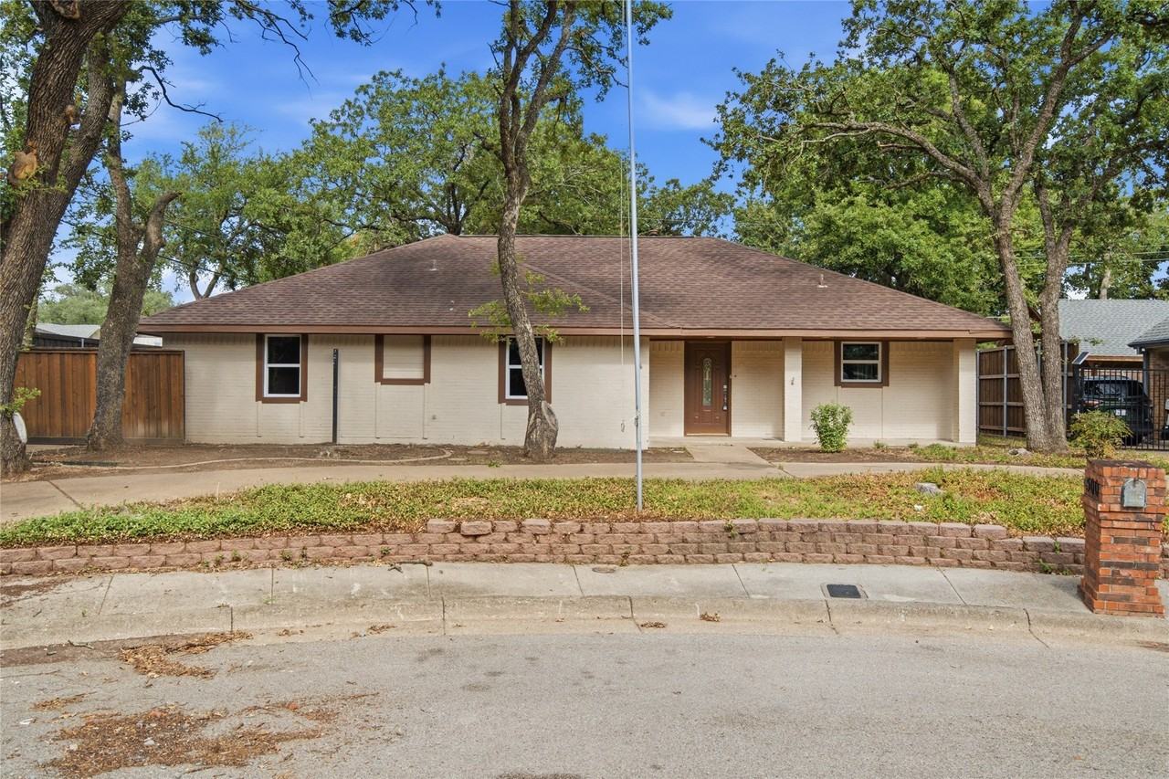 500 Bent Tree Ct