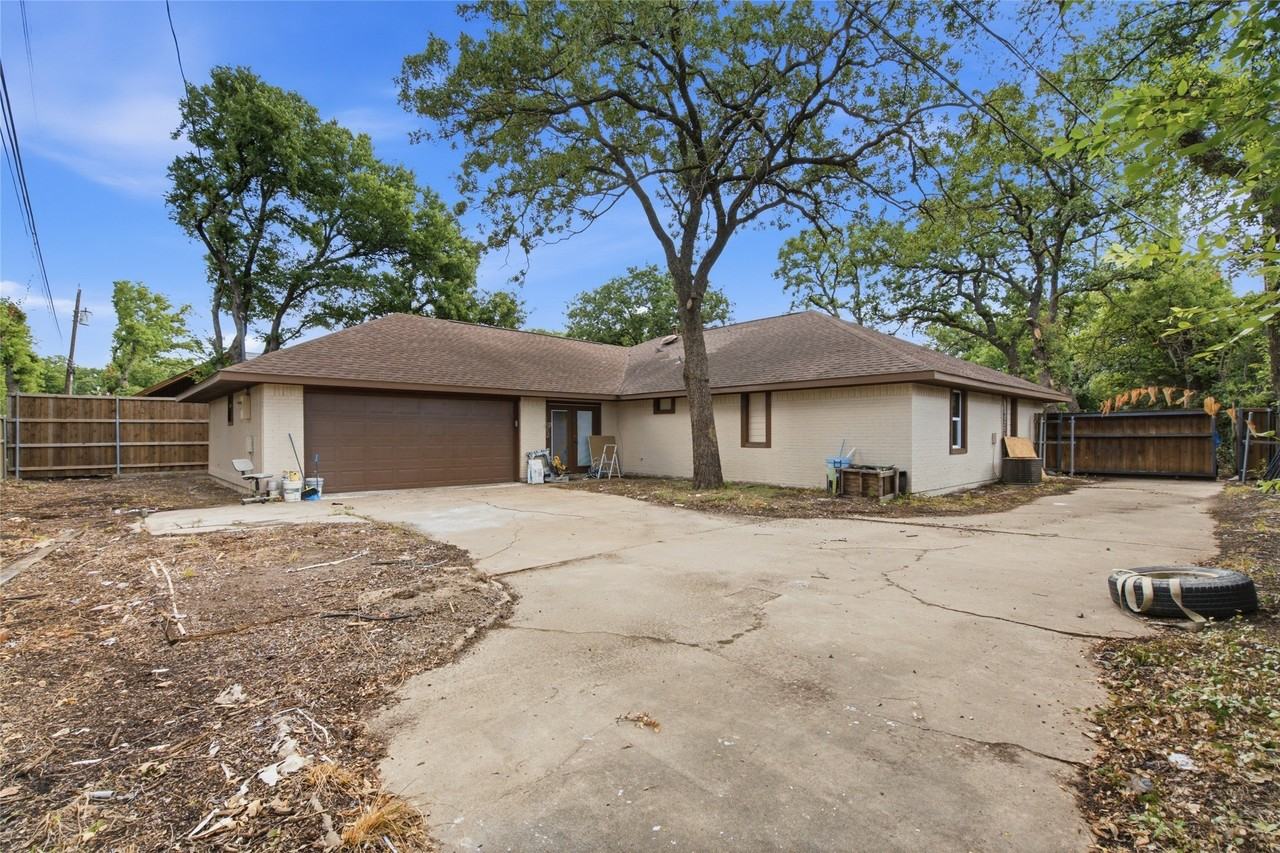 500 Bent Tree Ct - Photo 4 of 28