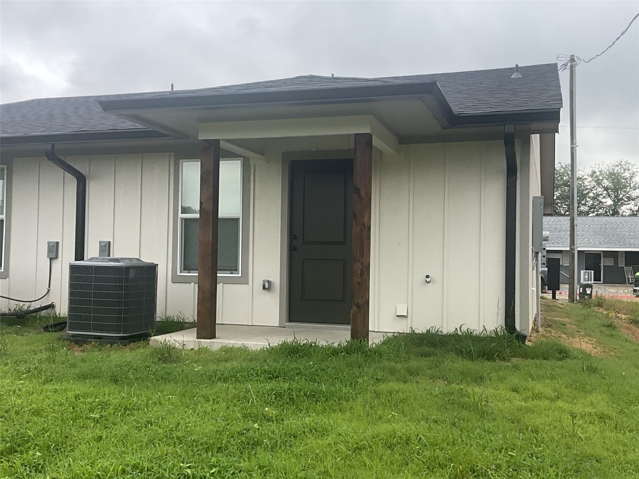 533 Bradburn Rd #100 - Photo 4 of 25
