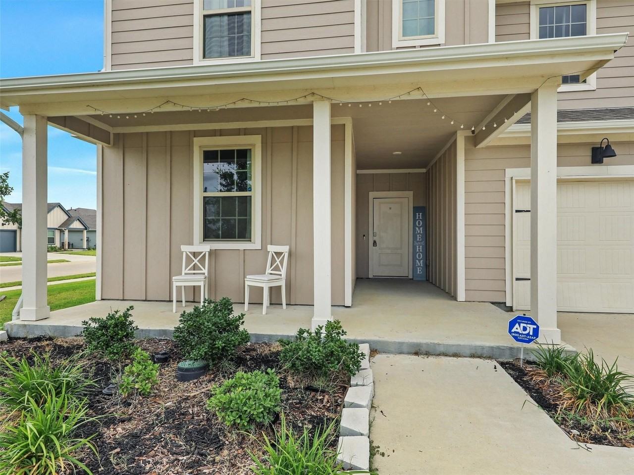 11340 Pecan Creek Dr - Photo 2 of 25