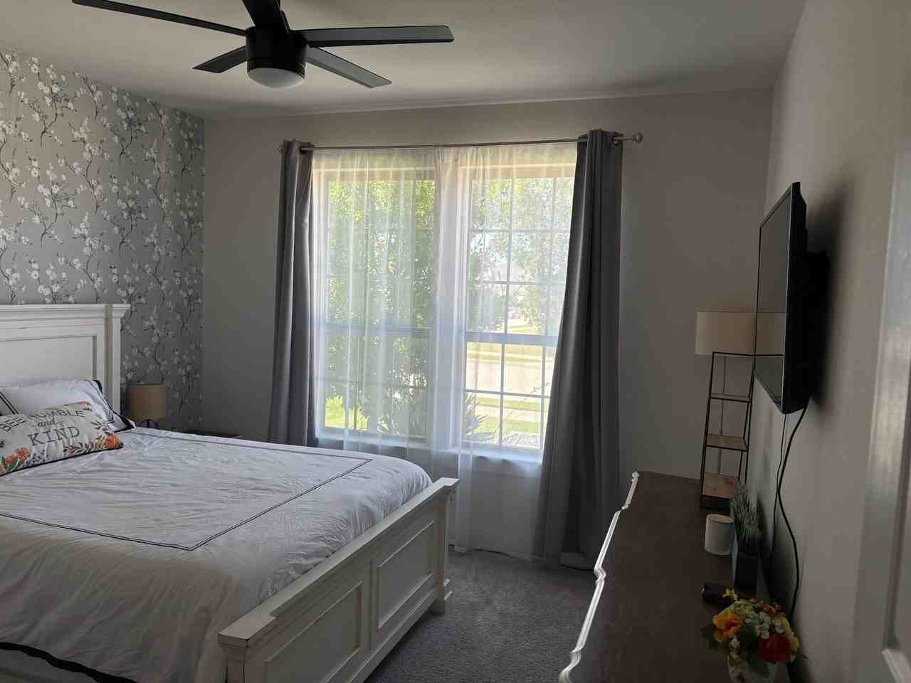 2720 Bluegill Ln - Photo 4 of 25