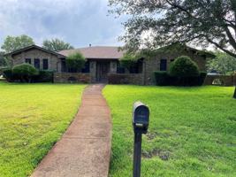 featured image of 114 Stone Canyon Dr