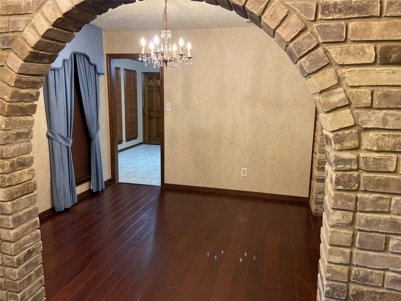 114 Stone Canyon Dr - Photo 3 of 27