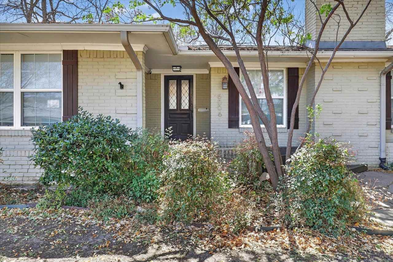 6006 Boca Raton Dr - Photo 3 of 28