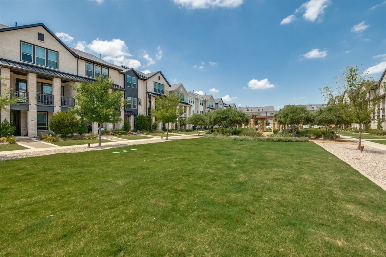 3709 Sailing View Blvd - Photo 4 of 35