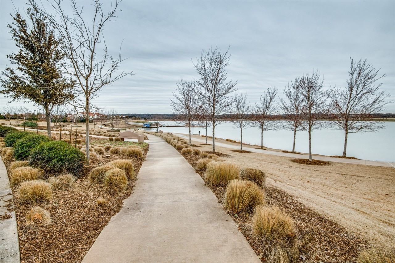 3709 Sailing View Blvd - Photo 7 of 35