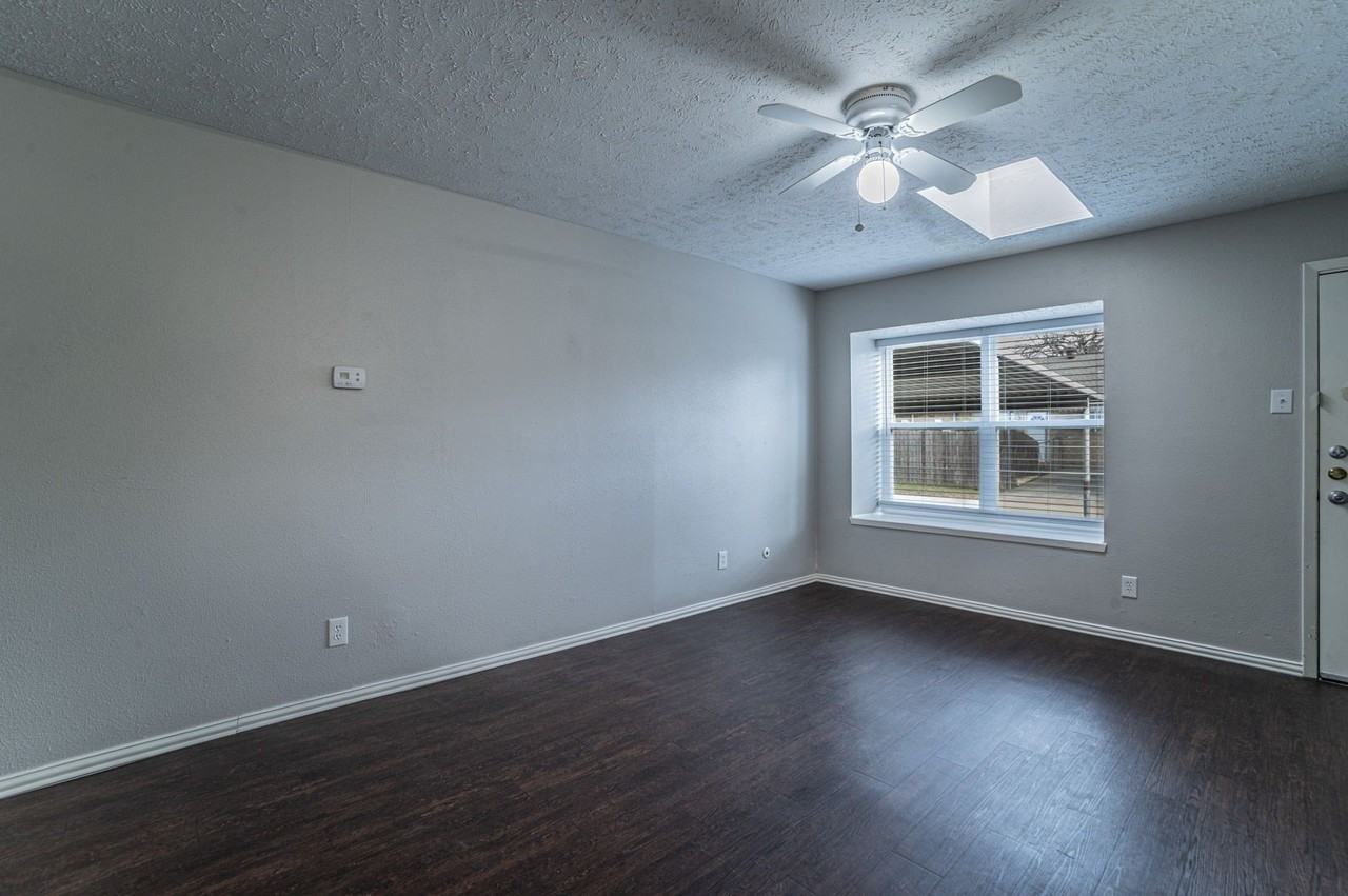 5 E Townhouse Ln - Photo 5 of 19