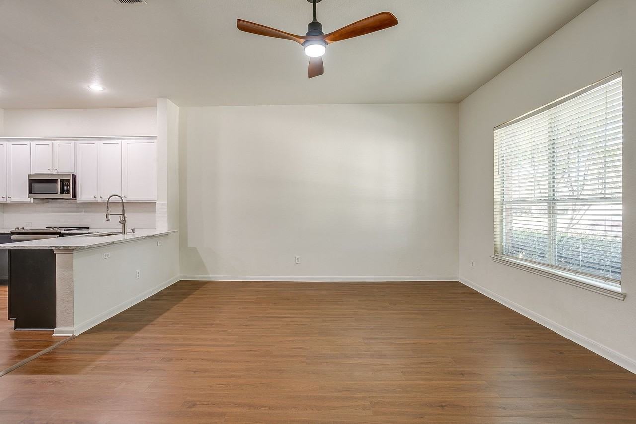 1349 Barrel Run - Photo 6 of 35