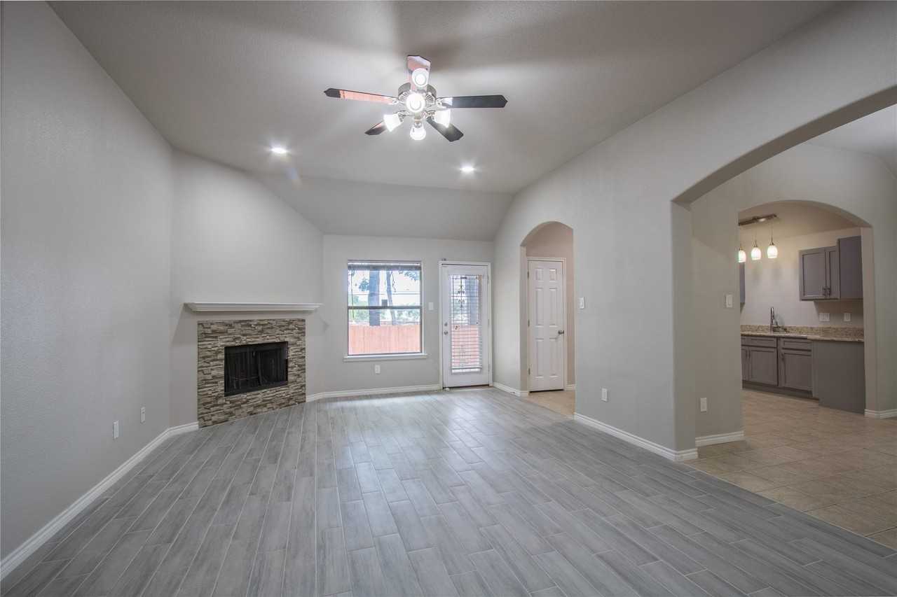 6805 Terbet Ct - Photo 5 of 28
