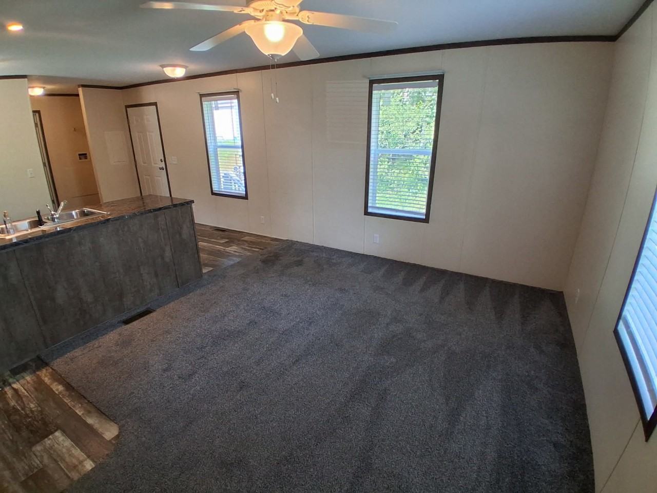 1301 Avenue A - Photo 4 of 11