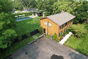 featured image of 17C Shinnecock Rd
