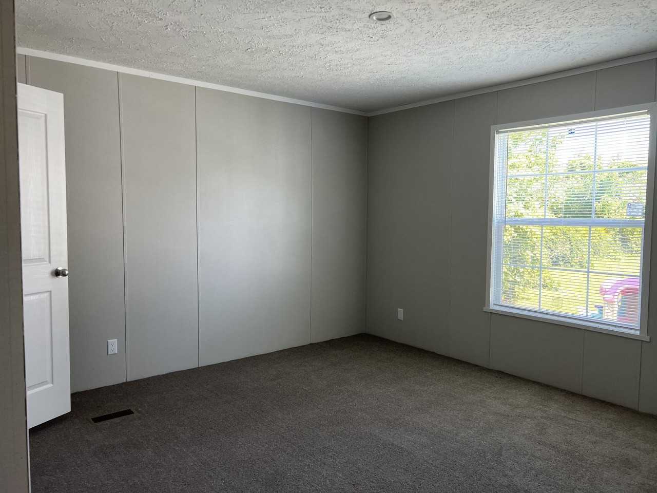 5164 Champagne Dr #143 - Photo 4 of 7