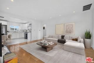119 Paloma Ave #G - Photo 3 of 8