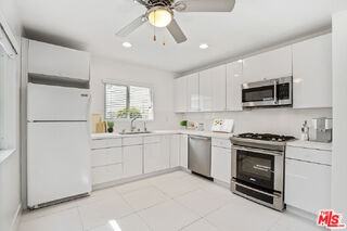119 Paloma Ave #G - Photo 6 of 8