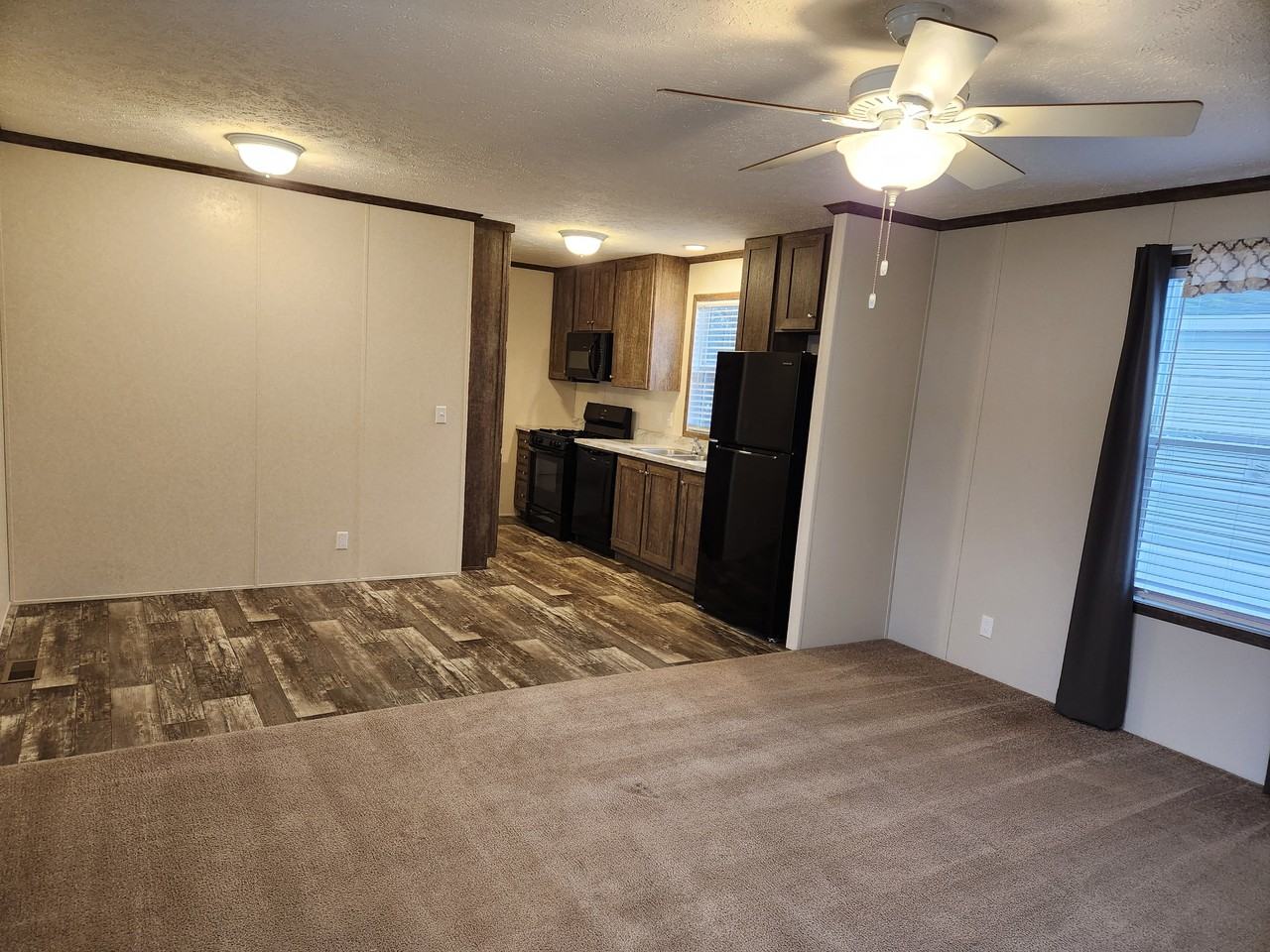 235 Magnolia #235 - Photo 2 of 9