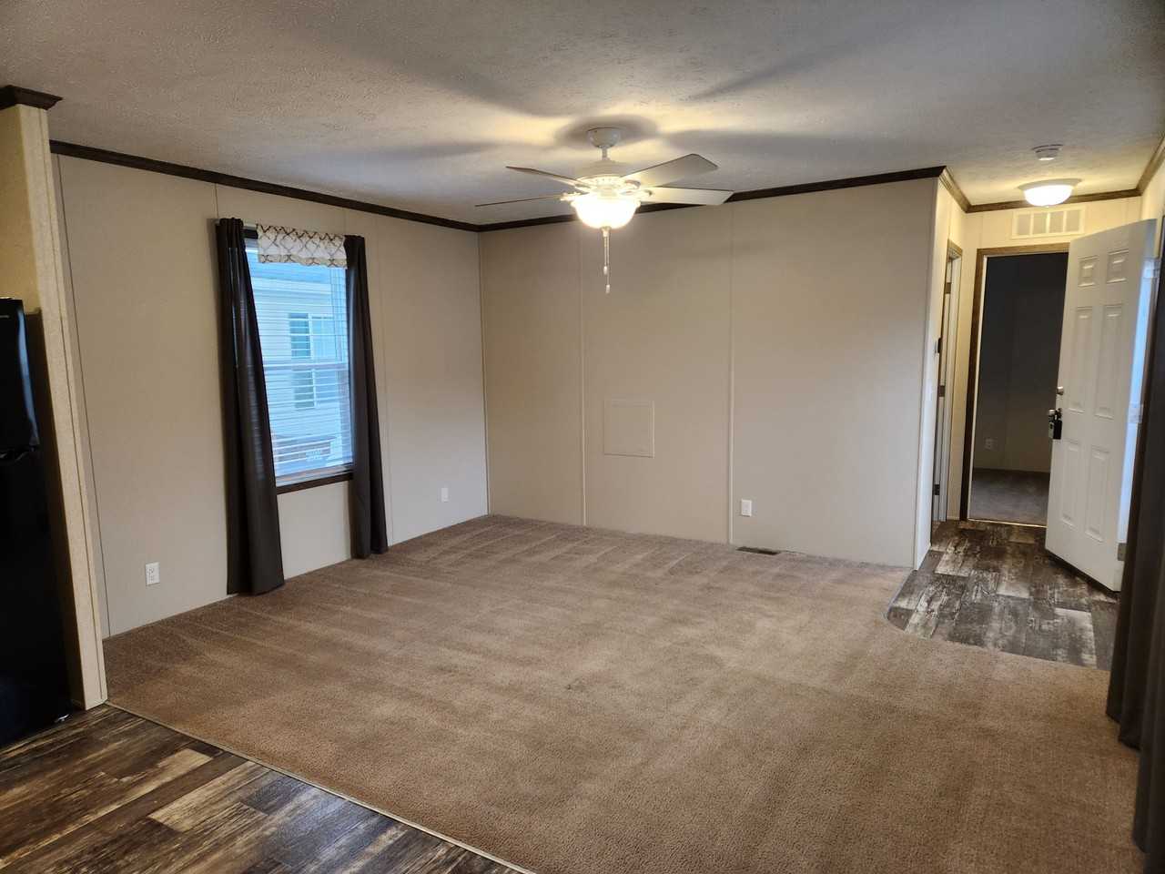 235 Magnolia #235 - Photo 3 of 9
