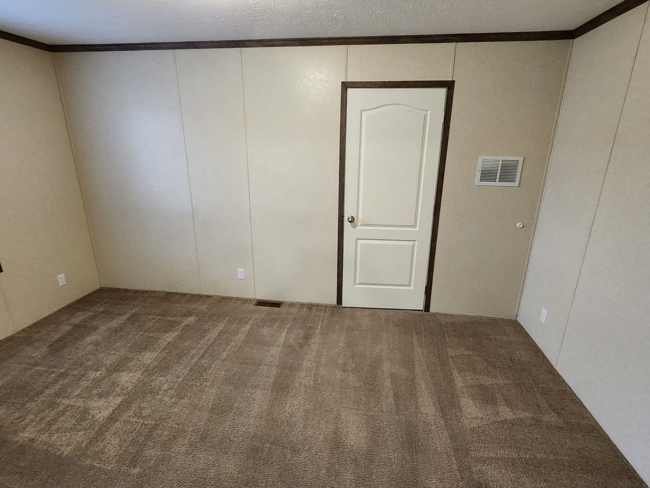 235 Magnolia #235 - Photo 4 of 9