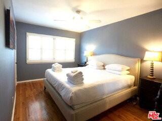 424 Pacific St - Photo 2 of 7