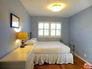 424 Pacific St - Photo 7 of 7