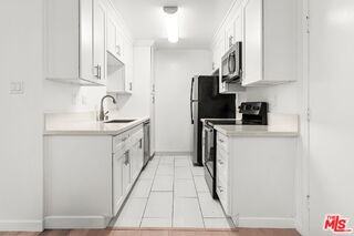 1114 12th St #104 - Photo 2 of 8