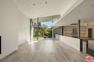 3646 Inglewood Blvd - Photo 4 of 8