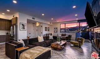 137 N Doheny Dr #1 - Photo 6 of 8