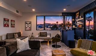 137 N Doheny Dr #1 - Photo 7 of 8