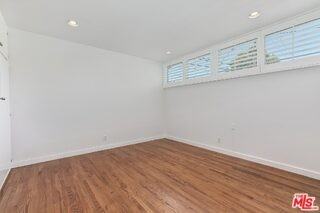 609 N Doheny Dr #C - Photo 4 of 8