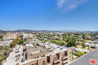 450 N Rossmore Ave #1002 - Photo 4 of 8
