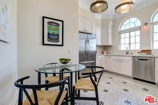 450 N Rossmore Ave #1002 - Photo 6 of 8