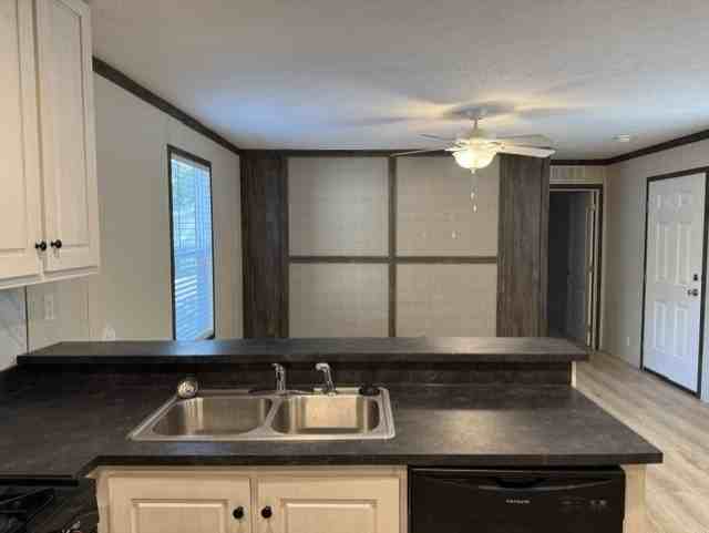 376 N Kenbrook St Se #N376 - Photo 3 of 11