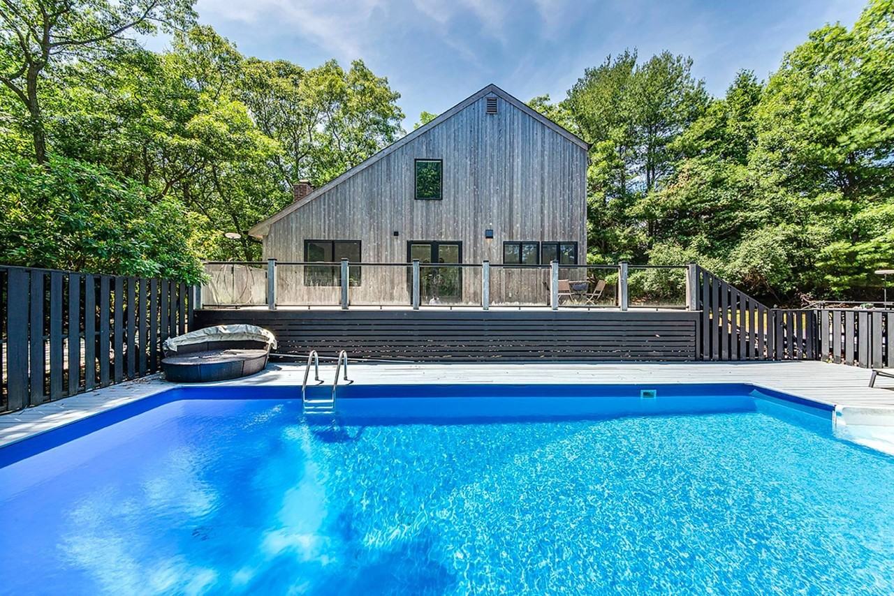 33 Woodbine Dr