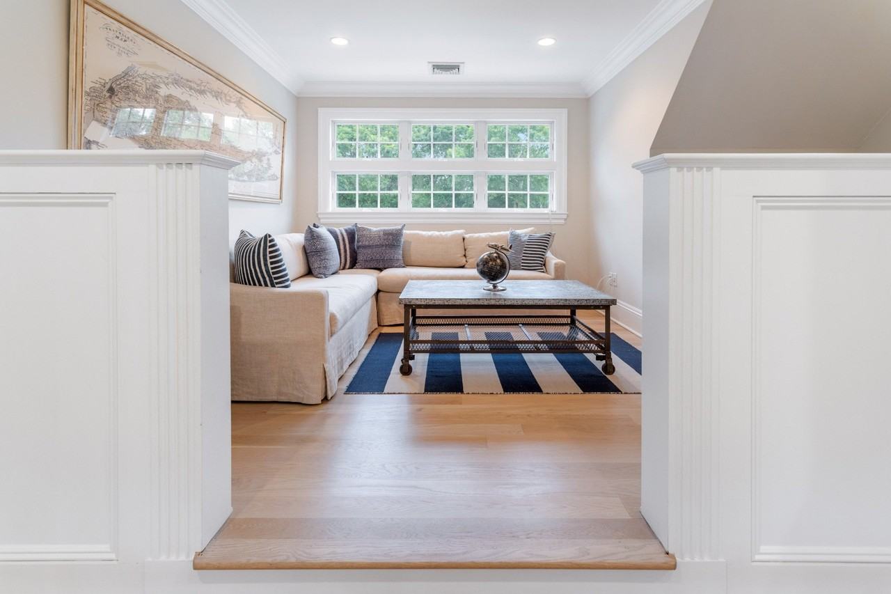 7 Hannas Ct - Photo 5 of 10