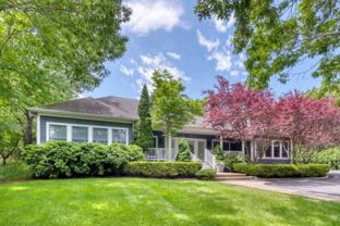165 Tuckahoe Ln - Photo 1 of 1