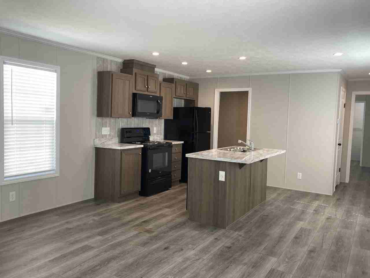 102 Bluejay Hl #102 - Photo 3 of 20