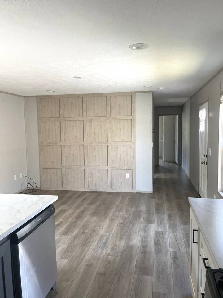 6621 W Ridge Rd #13 - Photo 4 of 10