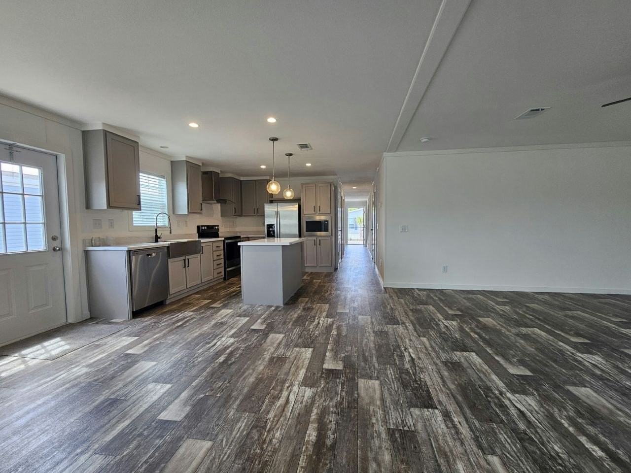 6691 Hidden Oaks Dr #6691 - Photo 5 of 15