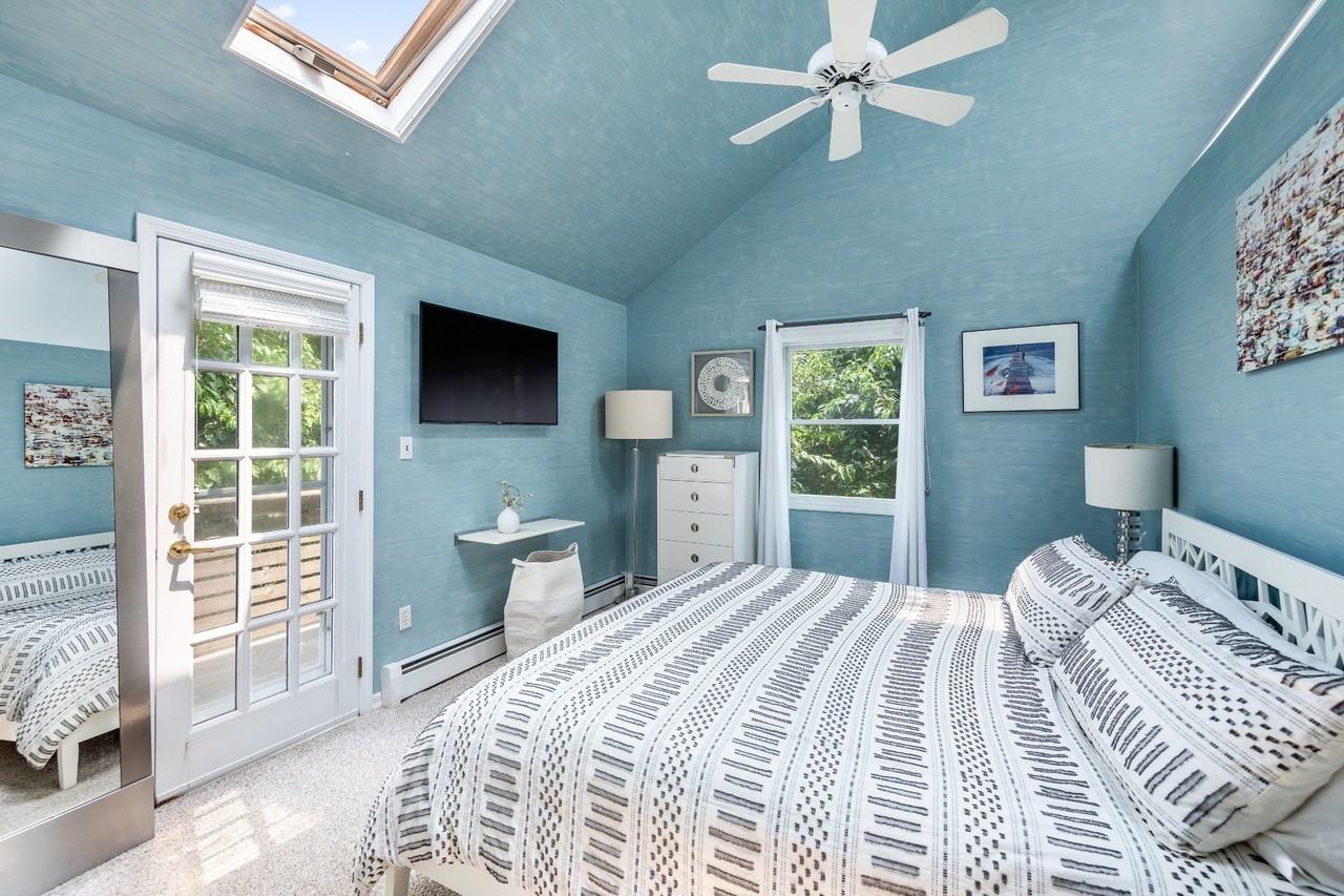 18 Flagg Ave - Photo 4 of 17