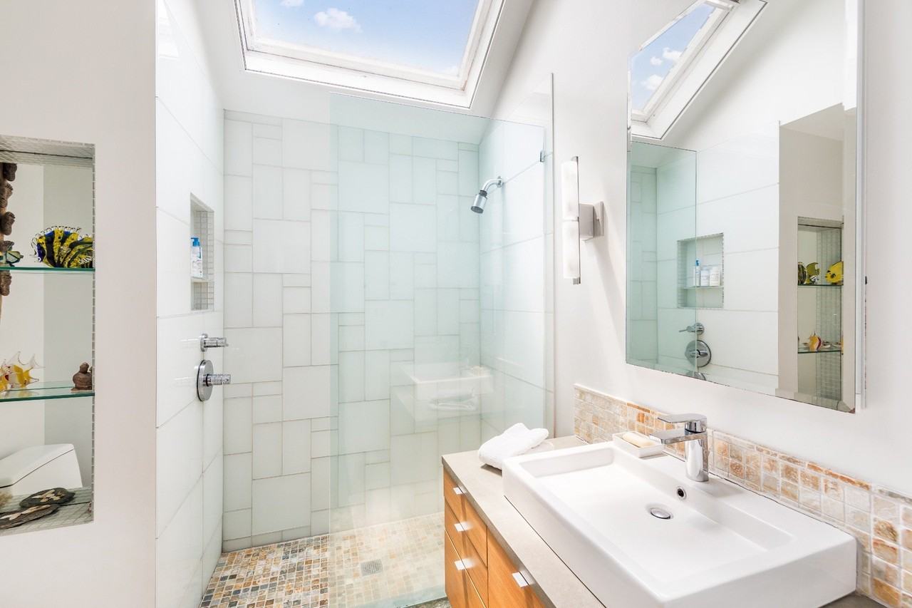 18 Flagg Ave - Photo 5 of 17