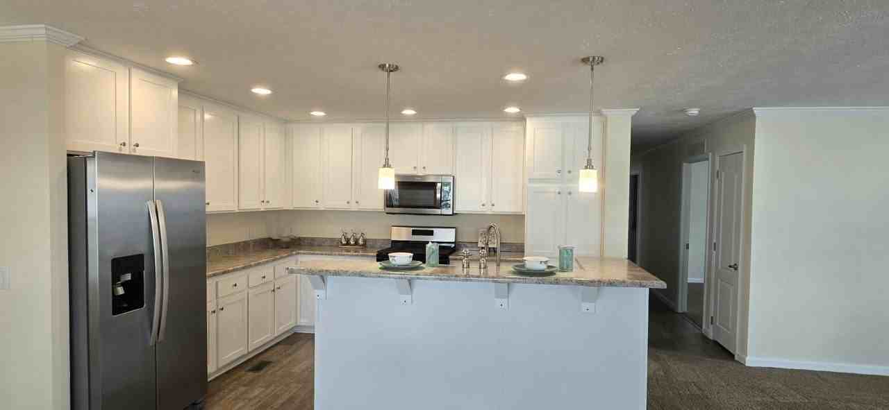 52520 Chestnut Ct #161 - Photo 3 of 9